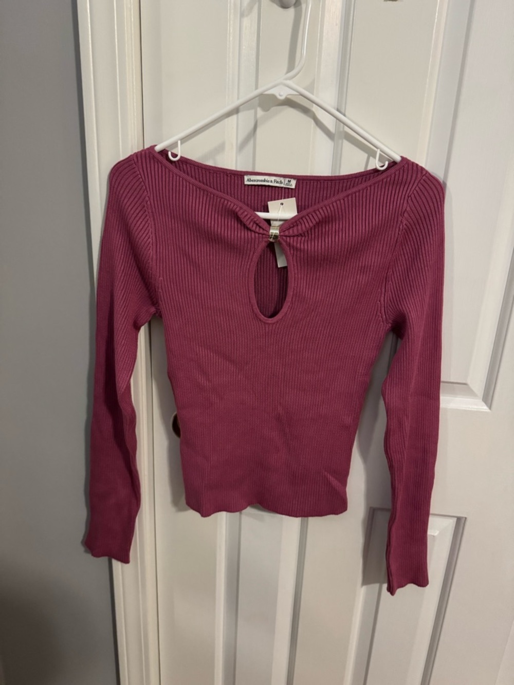 Abercrombie & Fitch Ribbed Keyhole Sweaters - Olive Green & Raspberry - Picture 5 of 8